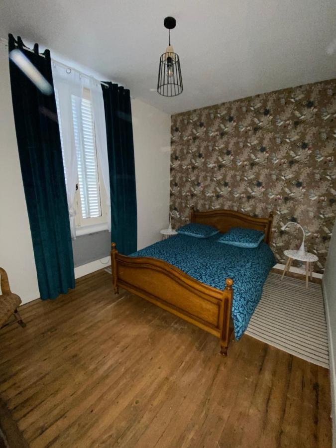 Gite Les Domaines Apartment Avallon Bagian luar foto