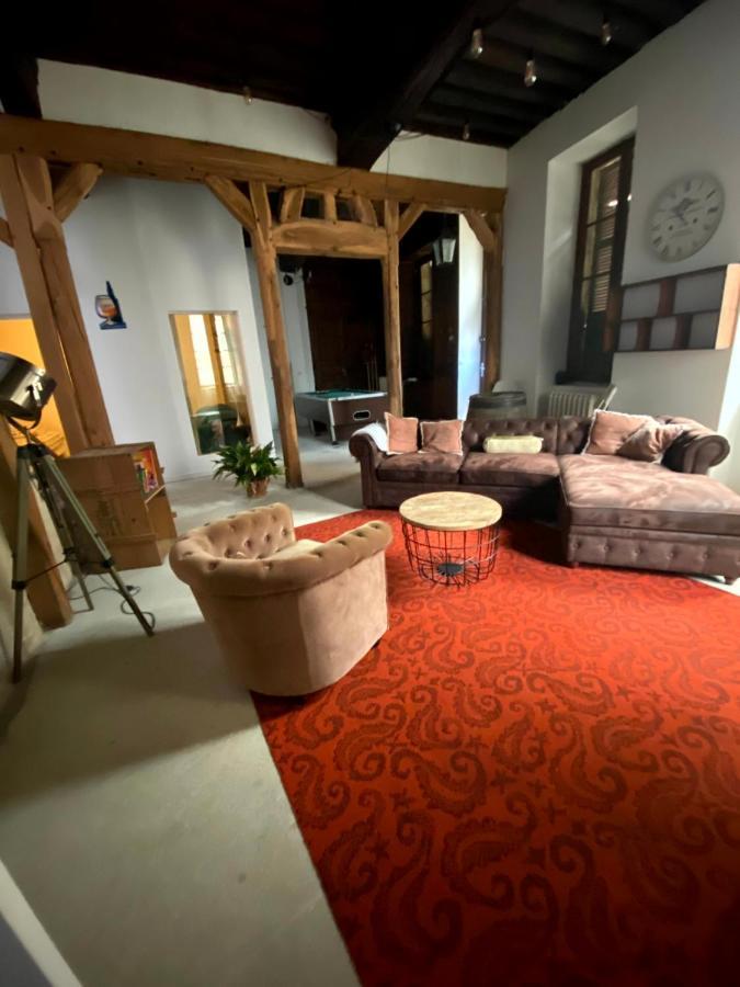 Gite Les Domaines Apartment Avallon Bagian luar foto