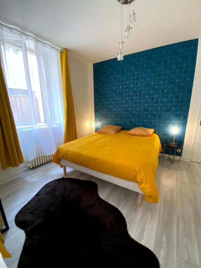 Gite Les Domaines Apartment Avallon Bagian luar foto