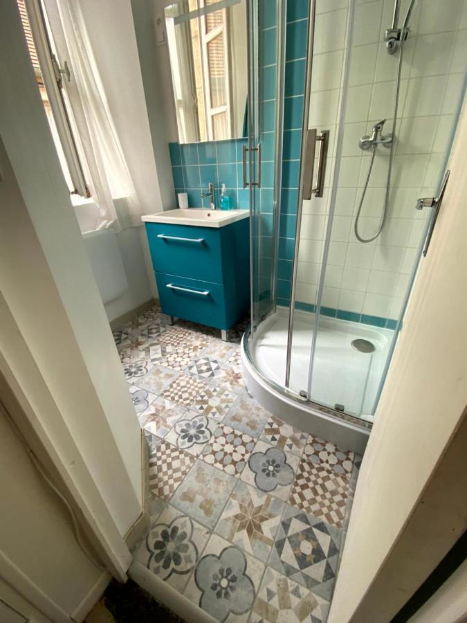 Gite Les Domaines Apartment Avallon Bagian luar foto
